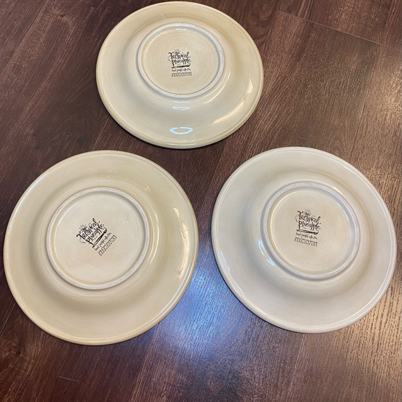 🍍Table Tops Unlimited Tropical Pineapple Hand Painted Edition Salad Plates - Picture 10 of 11